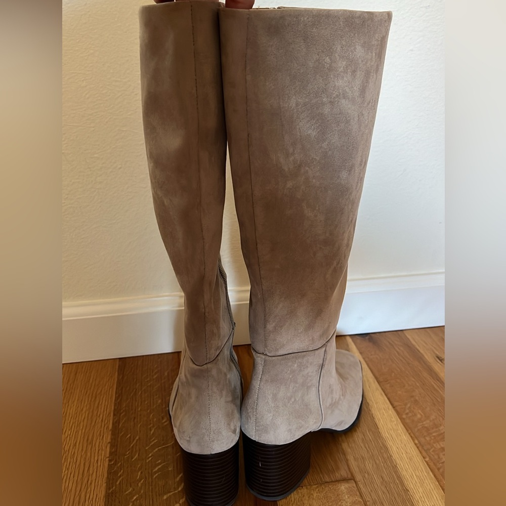 Nordstrom Rack Boots - Picture 4 of 6